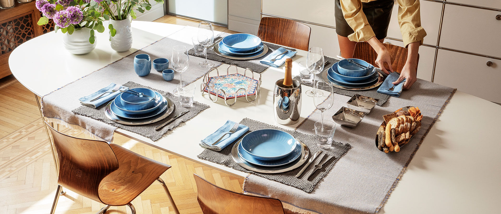 How to place cutlery after a meal top
