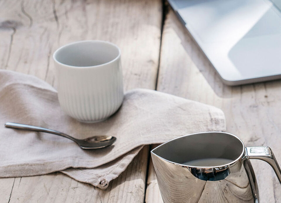 Coffe pot and milk pot in stainless steel