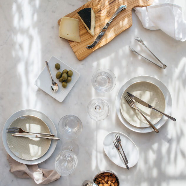 Cheese knife set 4 pieces  image number 2