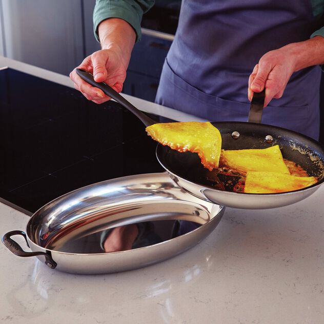 Casserole pot  image number 6