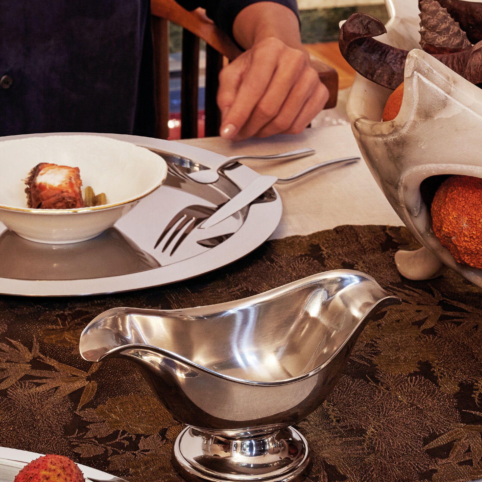 Sauce boat  image number null