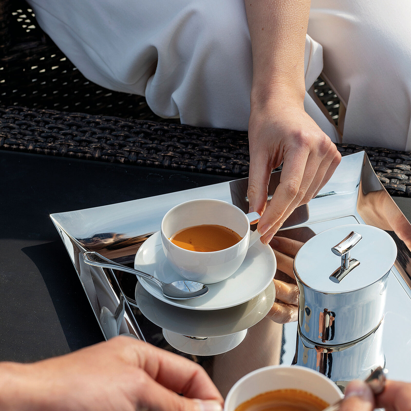 Tray  image number null