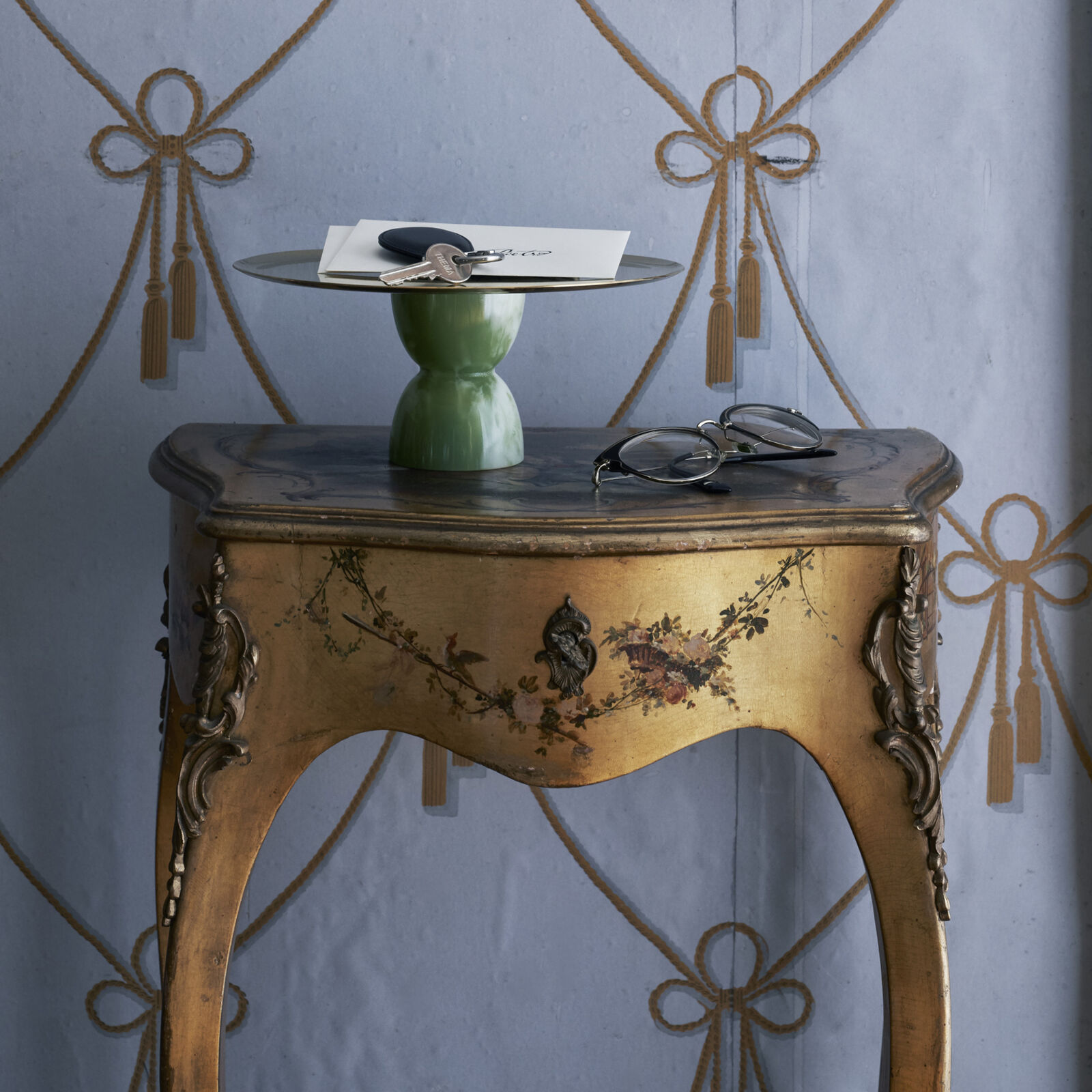 Stand  image number null