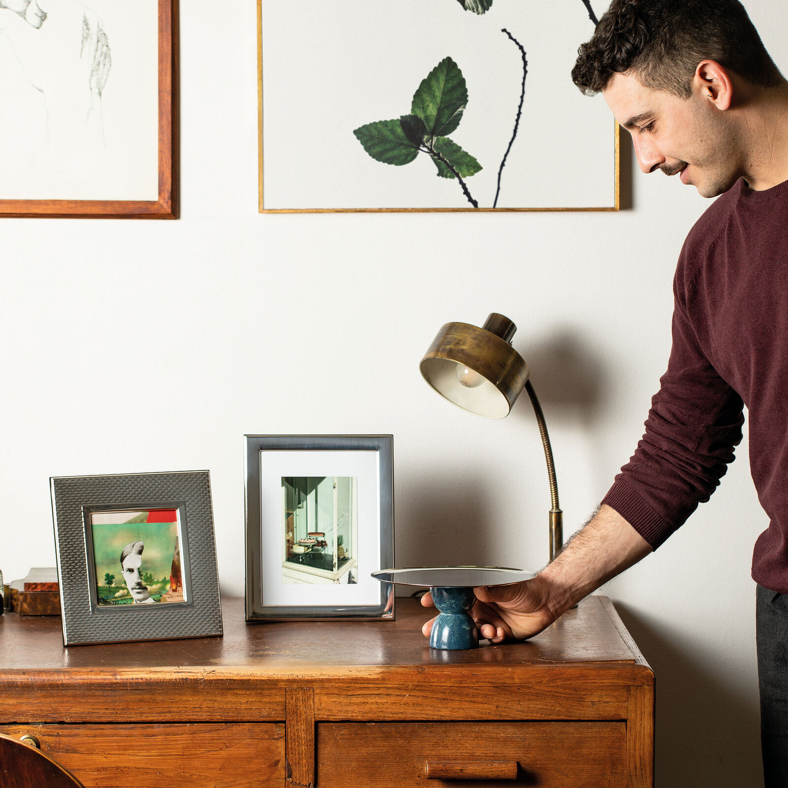 Stand  image number null