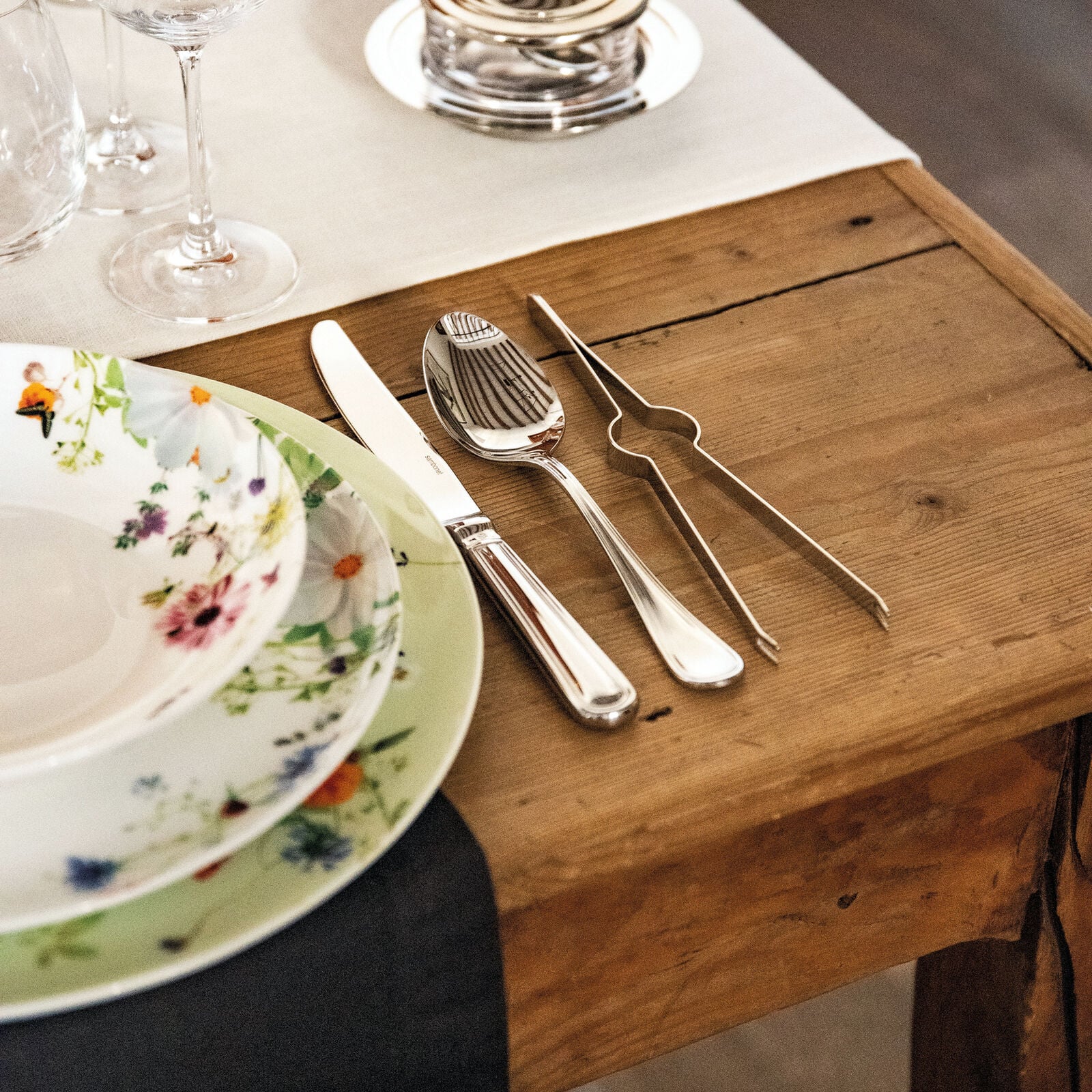 Table plier  / The Extra Cutlery image number null