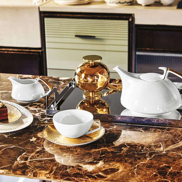 Centerpiece  image number 3