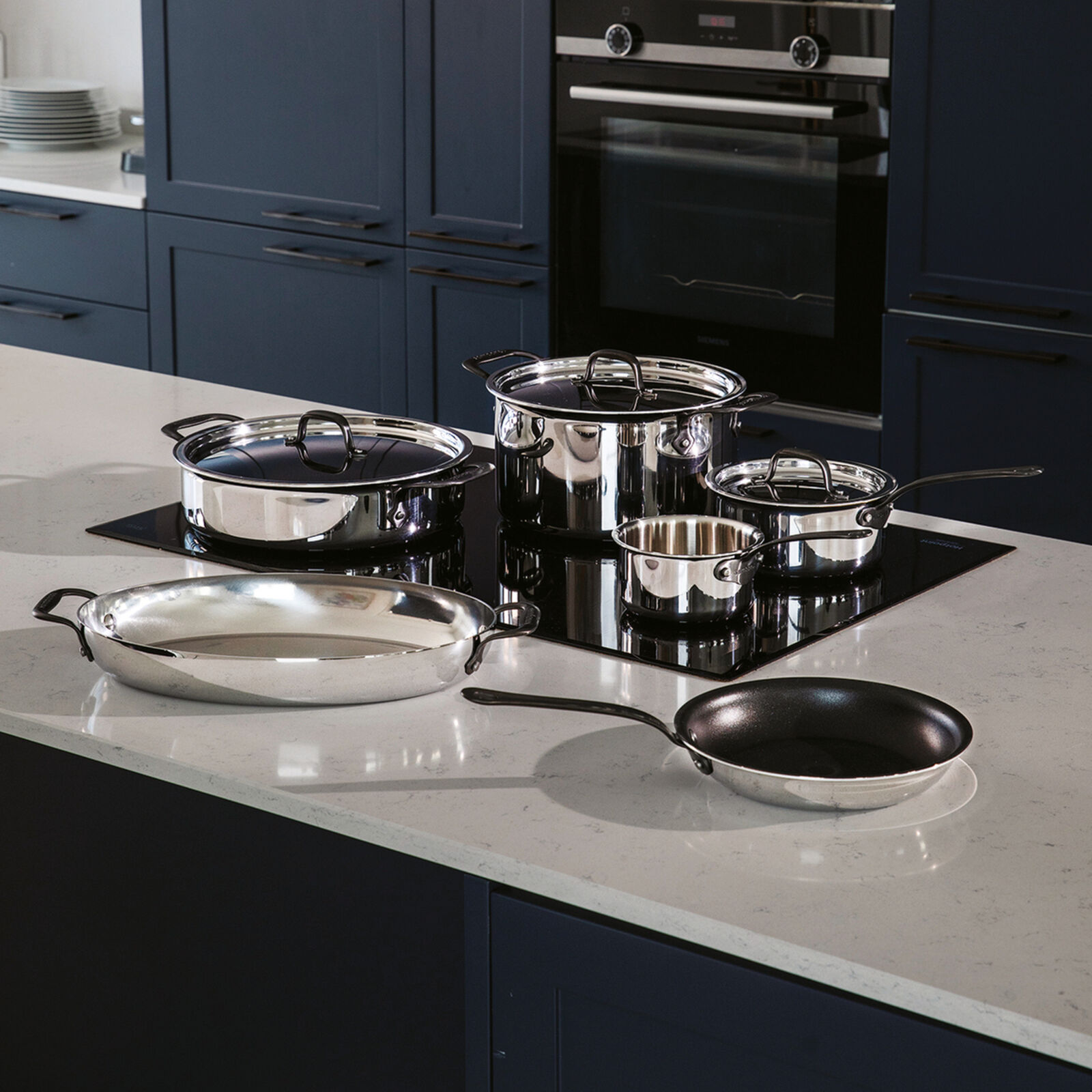 Casserole pot  image number null