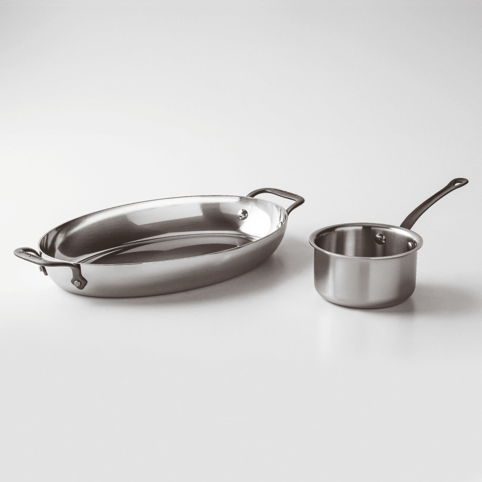 Casserole pot  image number null