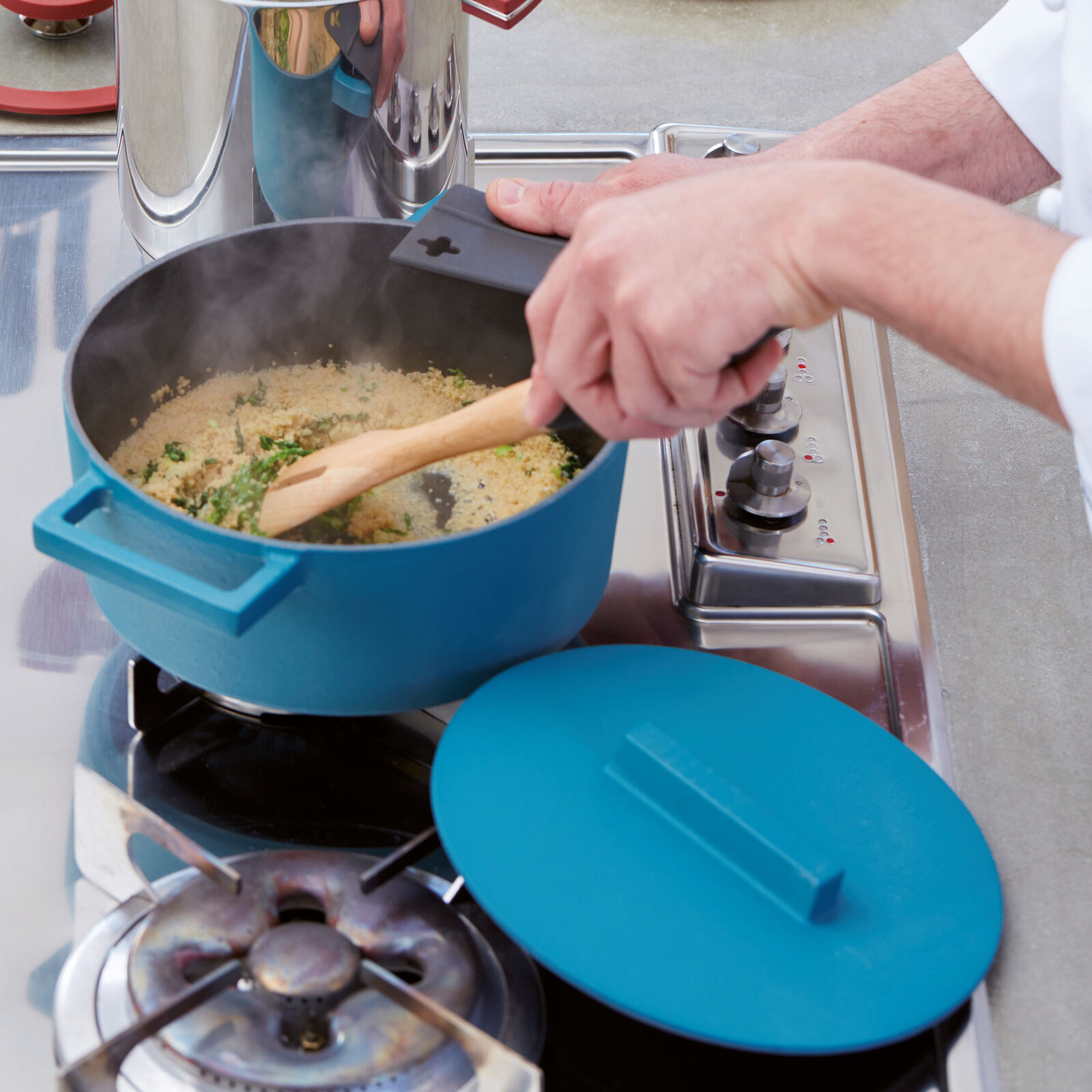 Casserole pot  image number null