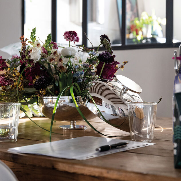 Centerpiece  image number 3