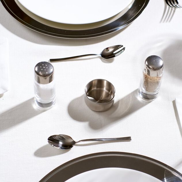 Salt shaker  image number 1