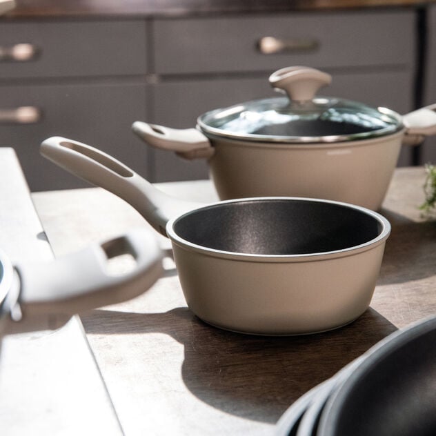 Cookware set 5 pieces  image number 3