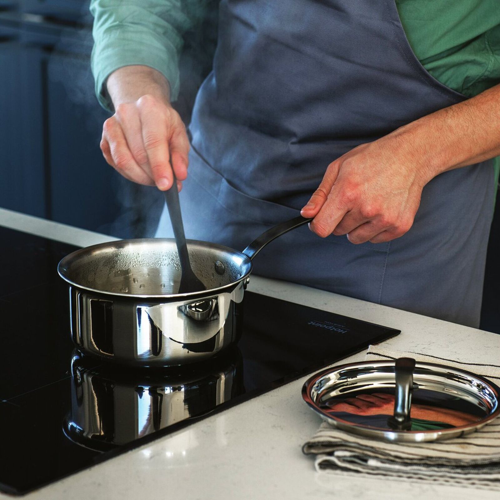 Saucepan  image number null